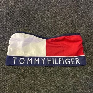 *On Hold*   Tommy Hilfiger women’s white seamless bandeau bra